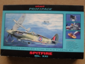EDUARD 1/72 7012 SPITFIRE Mk.XXI PROFIPACK